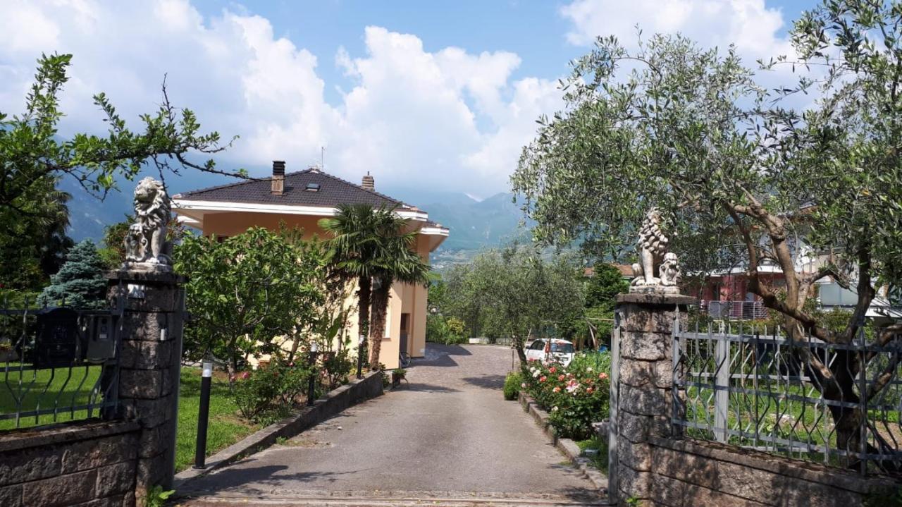 B&B Esmeralda Arco Extérieur photo